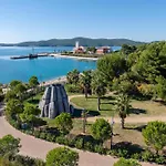 Amadria Park Niko Hotel