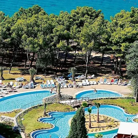Amadria Park Niko شيبينيك