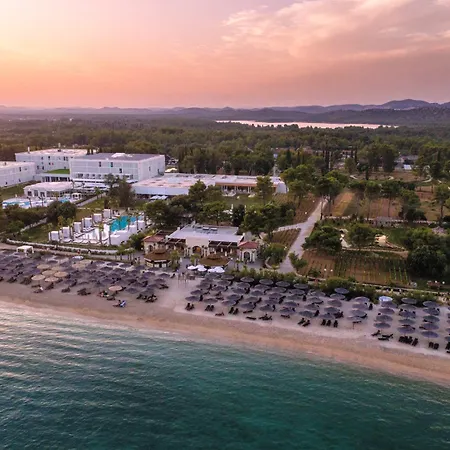 Amadria Park Niko 3*