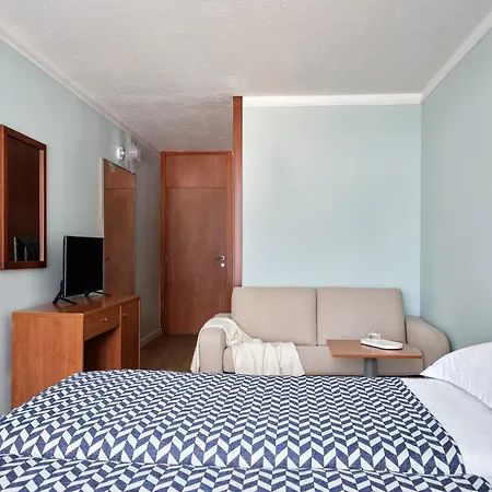 Amadria Park Niko Σίμπενικ