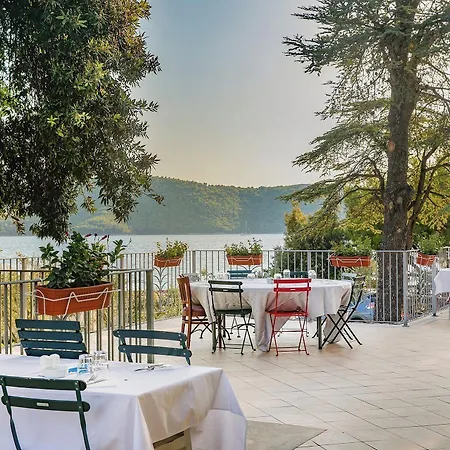 Hotel Amadria Park Niko 3*