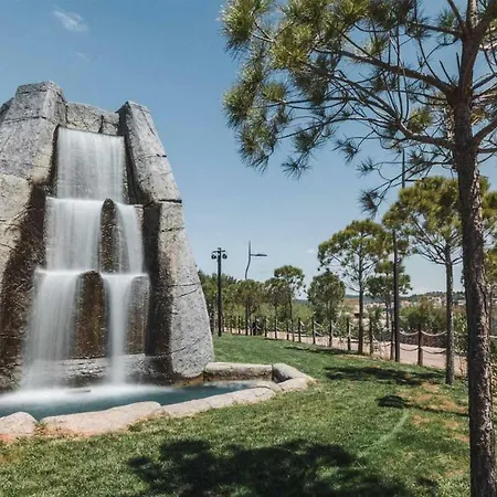 Amadria Park Niko شيبينيك