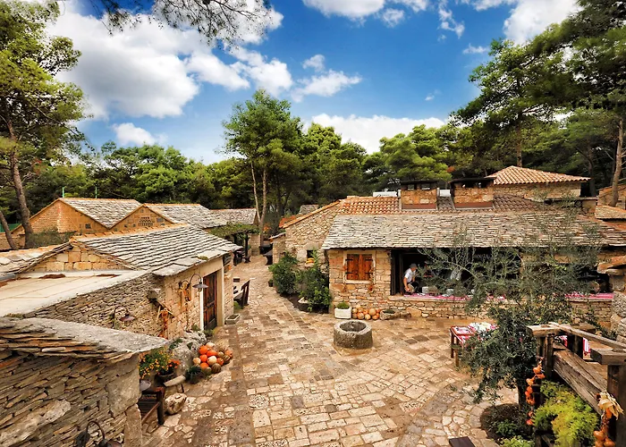 Amadria Park Niko فندق