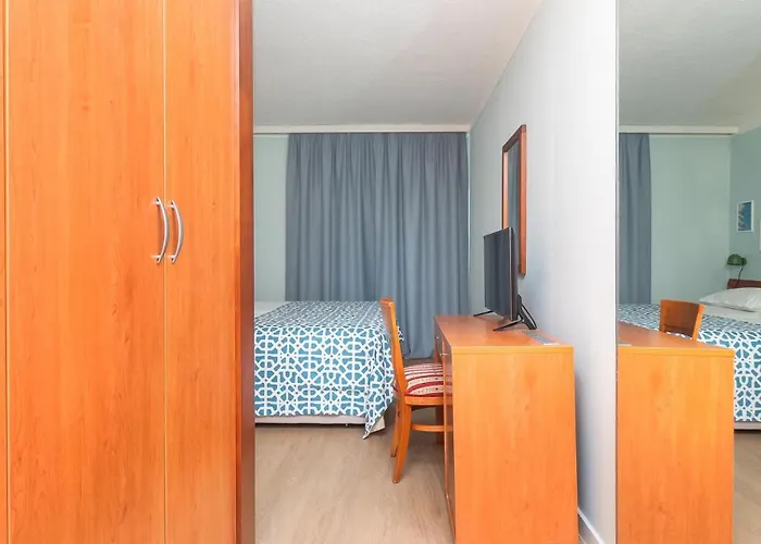 Amadria Park Niko 3*