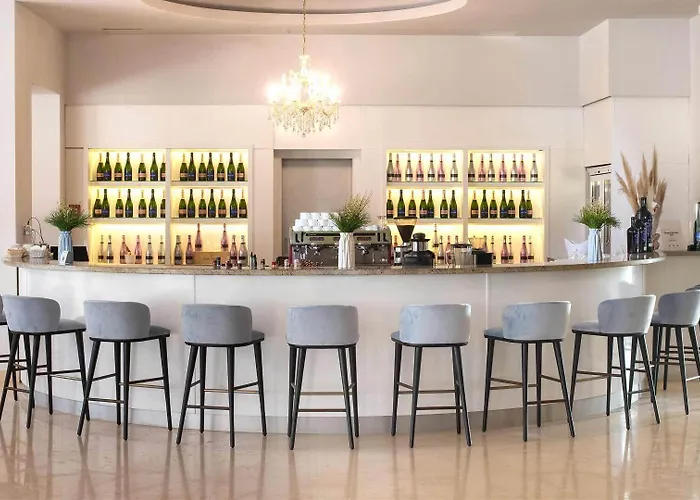 Amadria Park Niko 3* Шибеник