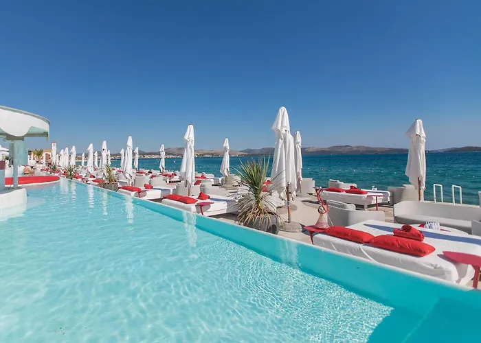 Hotel Amadria Park Niko 3*